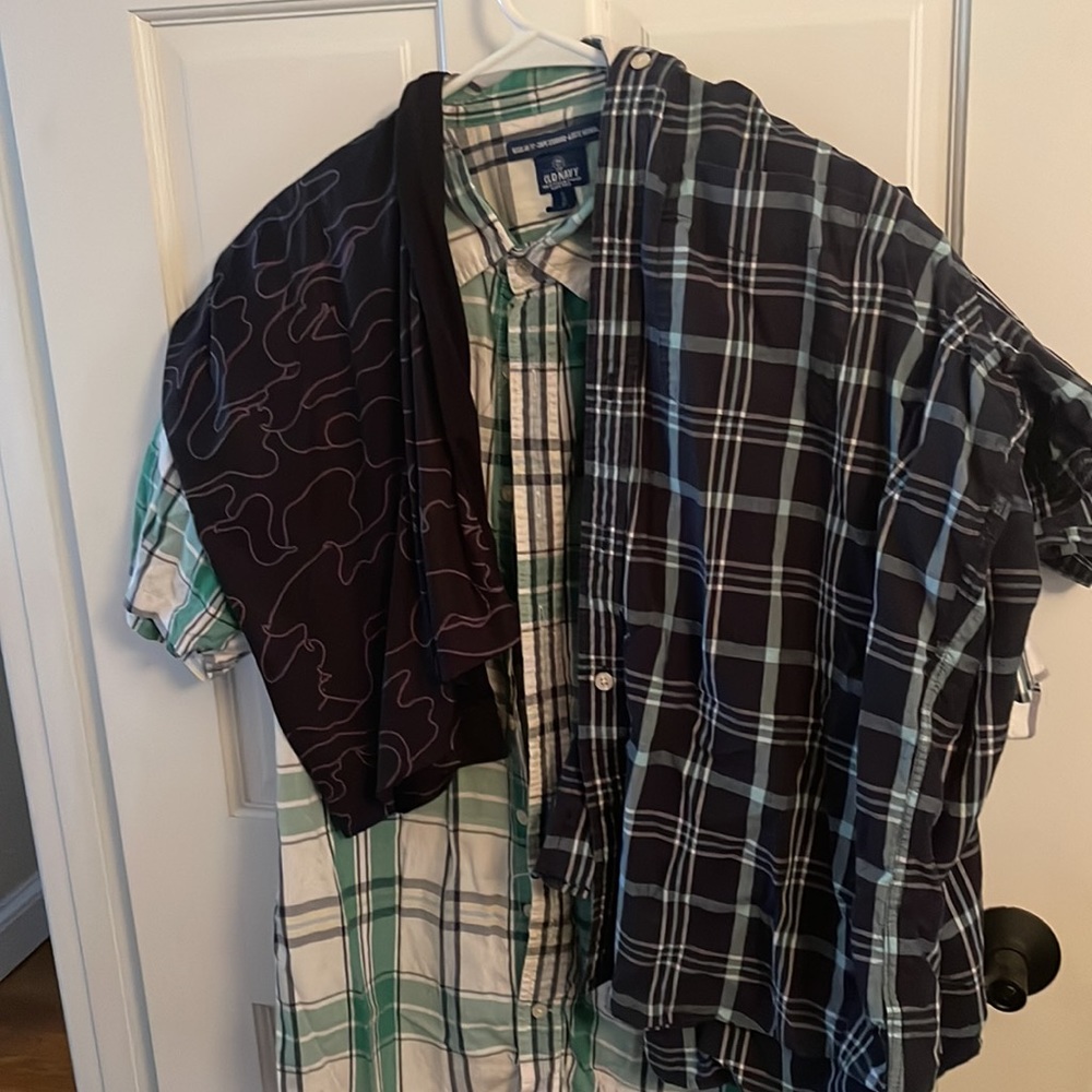 Set of 2 Men’s XL Collared Shirts